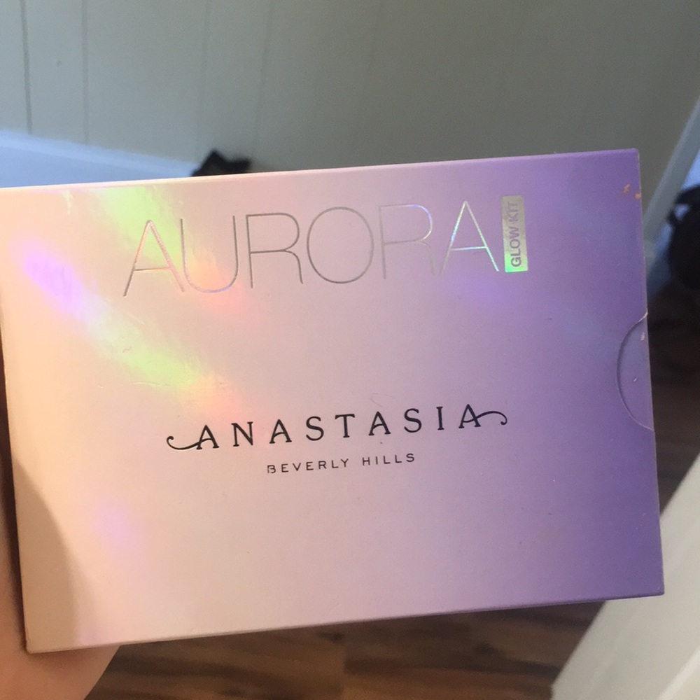 NEW Anastasia Aurora Glow Kit Highlight Palette